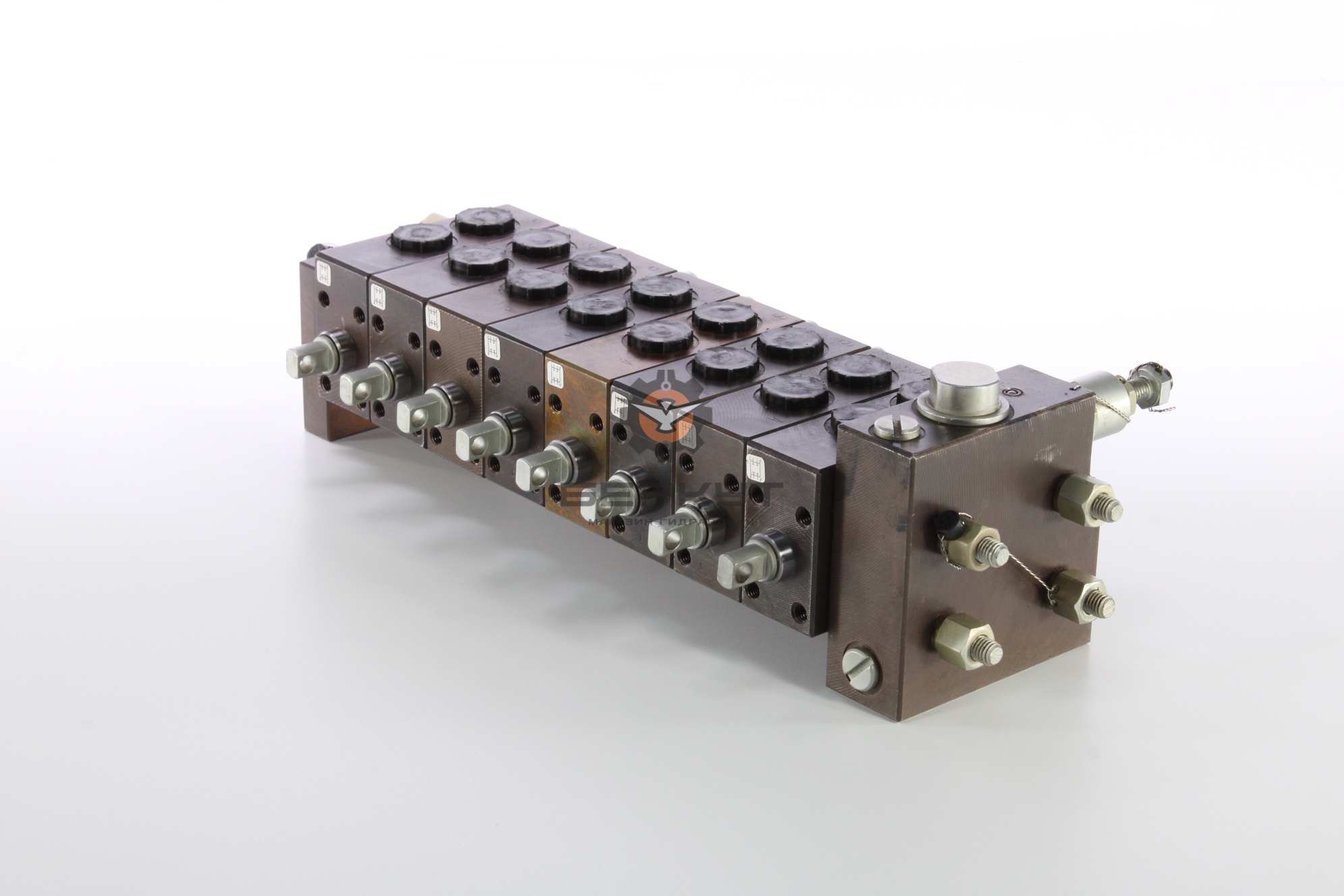 Гидрораспределитель РМ12-80 (8-секционный) МУСОРОВОЗЫ